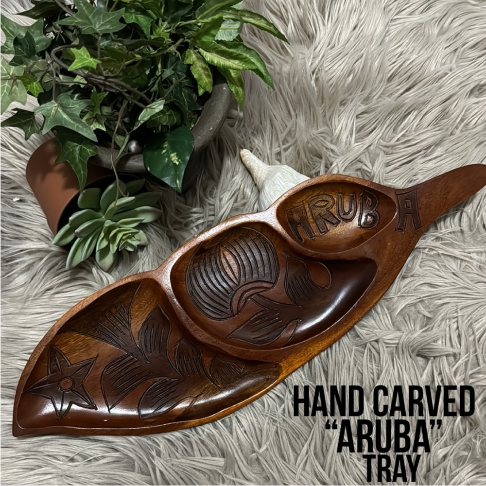 Gorgeous Carved Tray from Aruba-EUC
